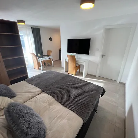 Im Odenwald * Limbach (Baden-Wurttemberg)